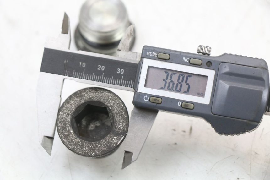 photo de TAPPO FORCELLA PIAGGIO X10 125 (2012 - 2017) - Altra angolazione