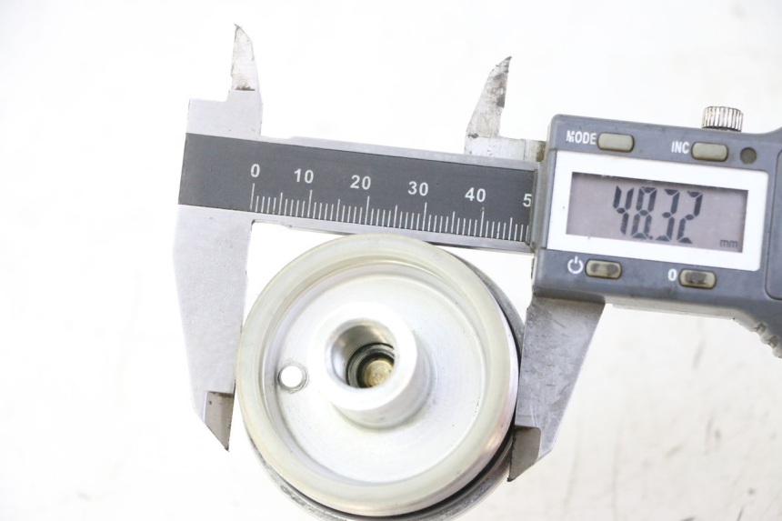 photo de TAPPO FORCELLA YAMAHA YZ 125 (1998 - 2005) - Dettaglio del componente