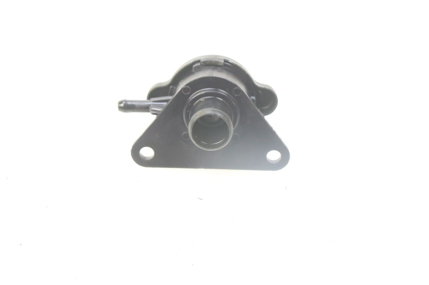 photo de TAPPO DEL RADIATORE SUZUKI AN BURGMAN 400 (2006 - 2010) - Dettaglio del componente