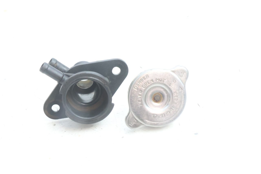 photo de TAPPO DEL RADIATORE BMW C1 125 (2000 - 2003) - Vista principale