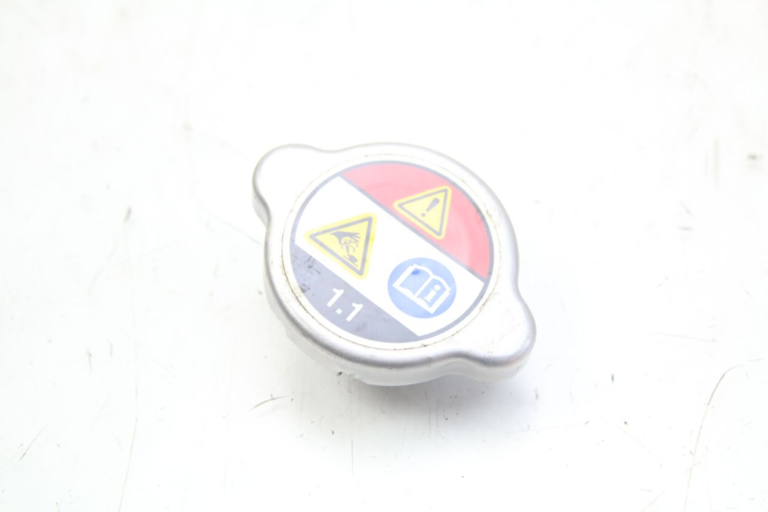 photo de TAPPO DEL RADIATORE HONDA CRF 250 (2010 - 2013) - Vista principale