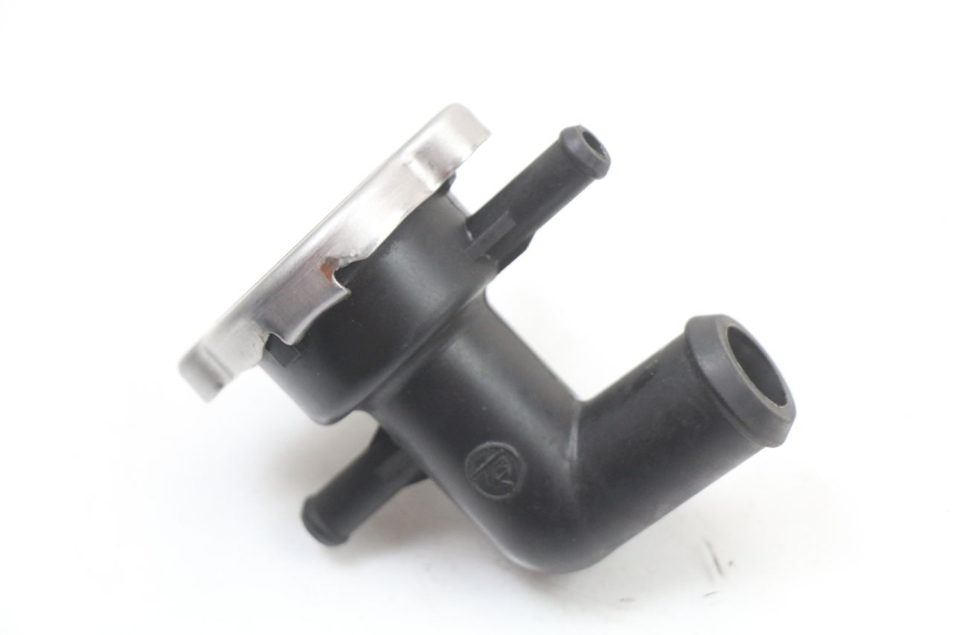 photo de RADIATORE HONDA FJS SILVER WING SILVERWING 400 (2005 - 2008) - Dettagli dei punti di fissaggio