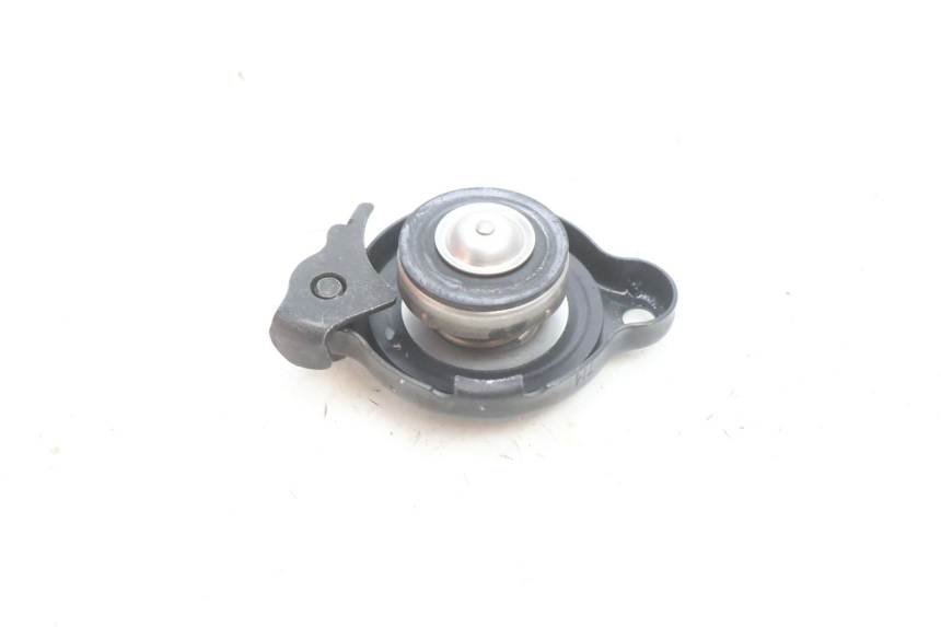 photo de RADIATORE YAMAHA FZ8 800 (2010 - 2016) - Zoom sullo stato d'uso