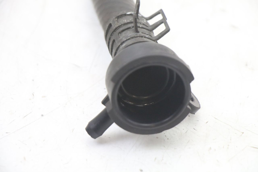 photo de RADIATORE HONDA SH i 300 (2015 - 2020) - Stato della superficie e materiale