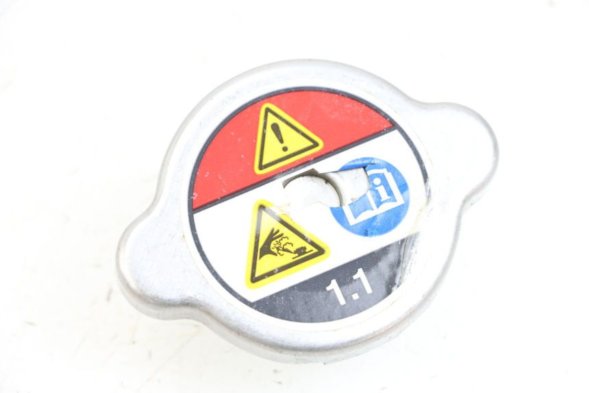 photo de TAPPO DEL RADIATORE HONDA NHX LEAD 110 (2008 - 2010) - Vista principale