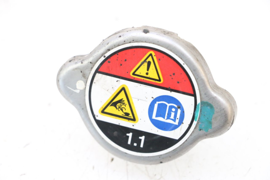 photo de TAPPO DEL RADIATORE HONDA PCX (JF57/JF64) 125 (2014 - 2018) - Vista principale