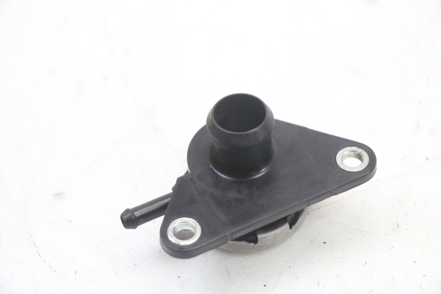 photo de RADIATORE SUZUKI BURGMAN 125 (2018 - 2021) - Dettagli dei punti di fissaggio