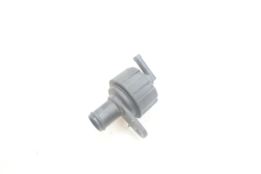 photo de TAPPO DEL RADIATORE YAMAHA XMAX X-MAX 125 (2006 - 2009) - Altra angolazione
