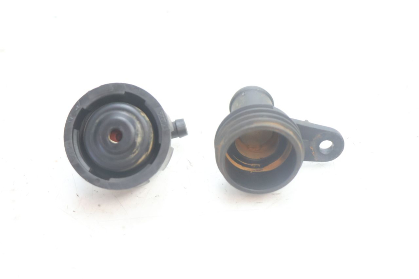 photo de TAPPO DEL RADIATORE YAMAHA XMAX X-MAX 125 (2006 - 2009) - Zoom sullo stato d'uso