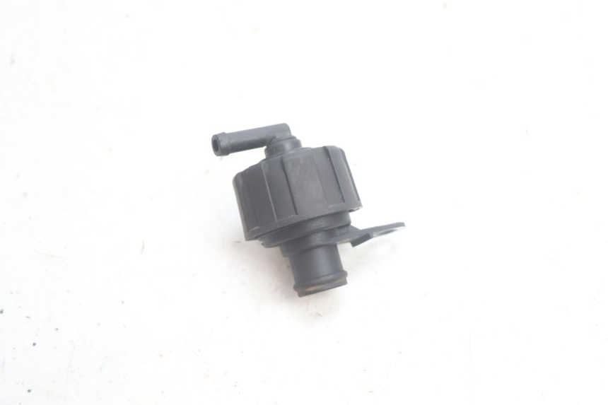 photo de TAPPO DEL RADIATORE YAMAHA XMAX X-MAX 125 (2006 - 2009) - Altra angolazione