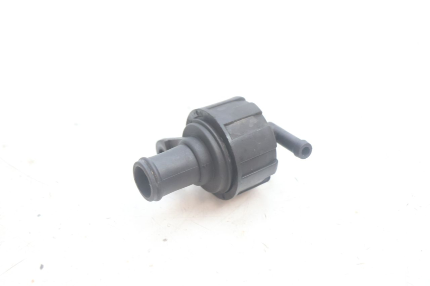 photo de TAPPO DEL RADIATORE YAMAHA X-MAX XMAX 125 (2010 - 2013) - Altra angolazione