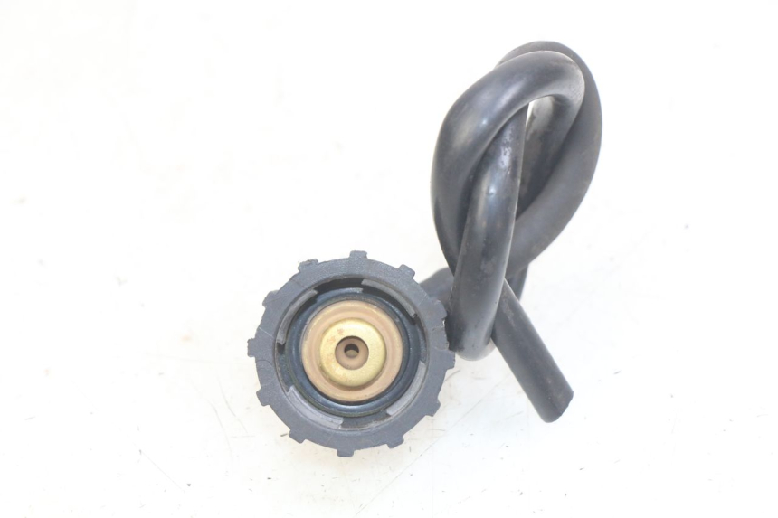 photo de TAPPO DEL RADIATORE PEUGEOT XP6 50 (2006 - 2011) - Zoom sullo stato d'uso