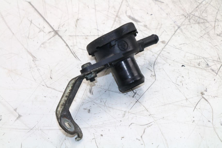 photo de TAPPO DEL RADIATORE YAMAHA YP MAJESTY ABS 400 (2007 - 2009) - Altra angolazione