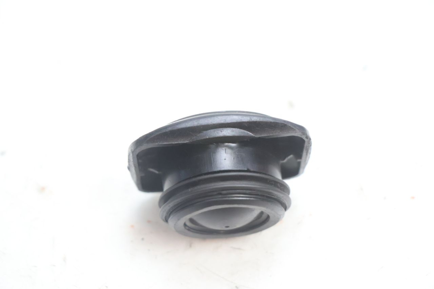 photo de TAPPO SERBATOIO CARBURANTE PEUGEOT BUXY 50 (1993 - 1998) - Dettaglio del componente