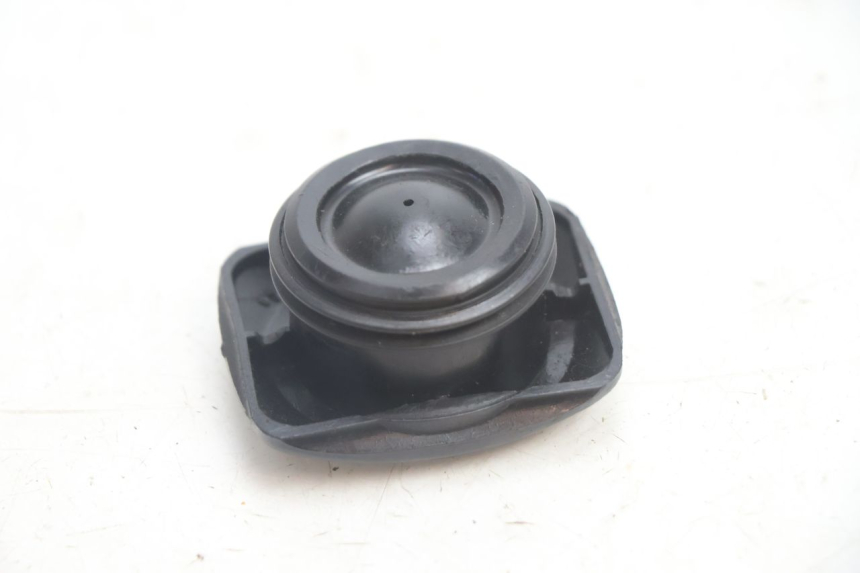 photo de TAPPO SERBATOIO CARBURANTE PEUGEOT BUXY 50 (1993 - 1998) - Altra angolazione
