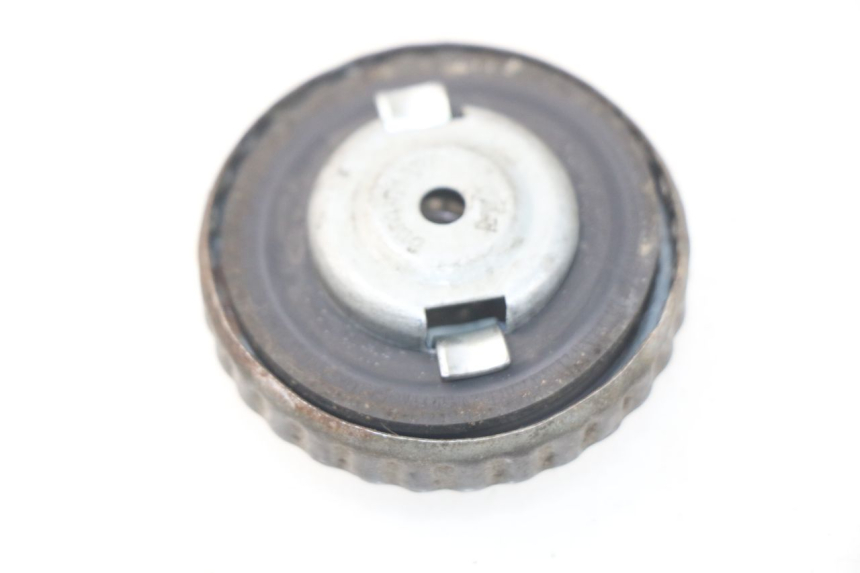 photo de TAPPO SERBATOIO CARBURANTE YAMAHA BW'S 50 (1999 - 2003) - Dettaglio del componente