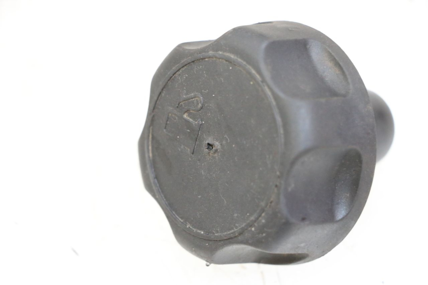 photo de TAPPO SERBATOIO CARBURANTE YAMAHA BW'S 50 (2004 - 2017) - Dettaglio del componente