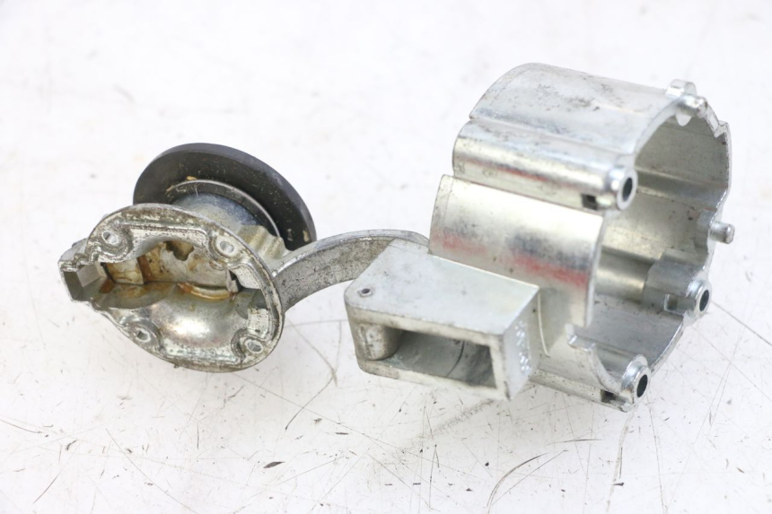 photo de TAPPO SERBATOIO YAMAHA BW'S BWS 125 (2010 - 2013) - Zoom sullo stato d'uso