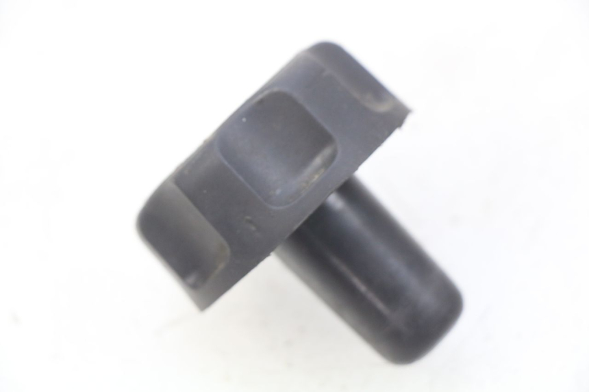 photo de TAPPO SERBATOIO CARBURANTE YAMAHA BW'S NAKED 50 (2008 - 2019) - Vista principale