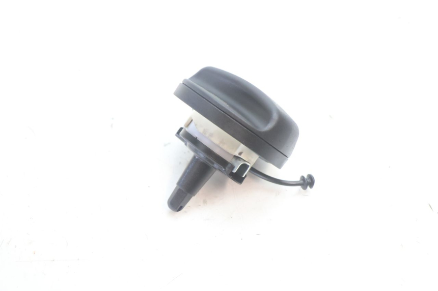 photo de TAPPO SERBATOIO CARBURANTE BMW C SPORT 650 (2015 - 2021) - Dettaglio del componente