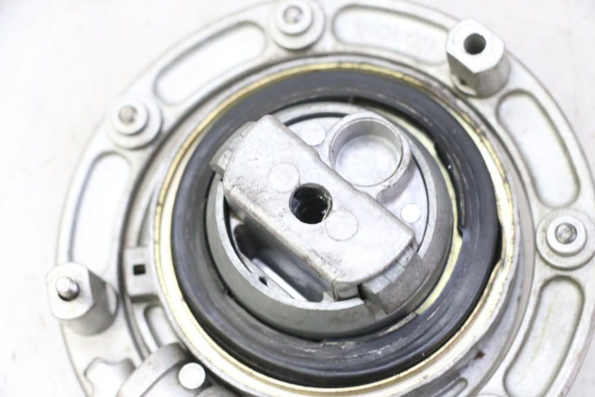 photo de TAPPO SERBATOIO HONDA CBR F SC25 1000 (1989 - 1992) - Dettaglio del componente