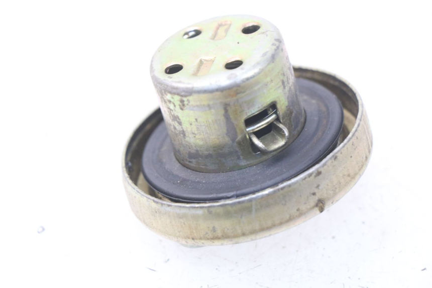 photo de TAPPO SERBATOIO CARBURANTE JMSTAR CJ12M 125 (2005 - 2007) - Zoom sullo stato d'uso