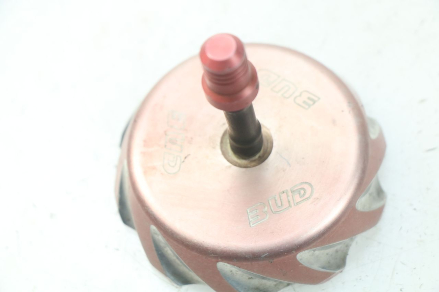 photo de TAPPO SERBATOIO HONDA CRF CR-F 450 (2005 - 2008) - Dettaglio del componente