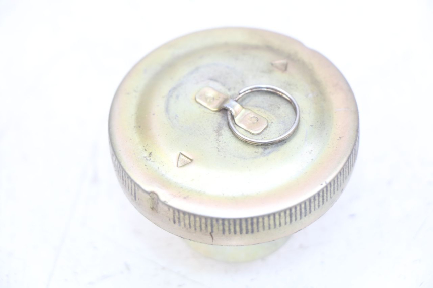 photo de TAPPO SERBATOIO CARBURANTE SYM CROX 4T 50 (2016 - 2023) - Dettaglio del componente