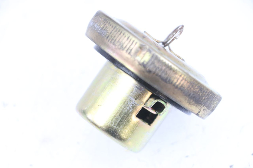 photo de TAPPO SERBATOIO CARBURANTE SYM CROX 4T 50 (2016 - 2023) - Dettaglio del componente