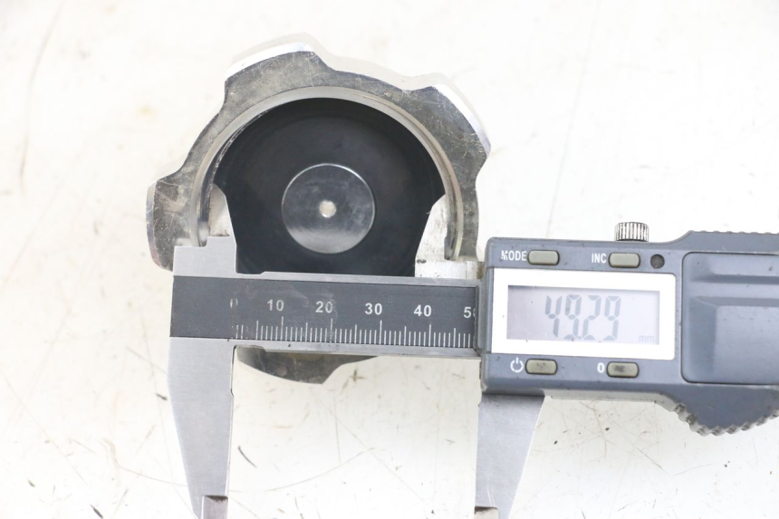 photo de TAPPO SERBATOIO CARBURANTE CCR DIRT BIKE 125 - Dettaglio del componente