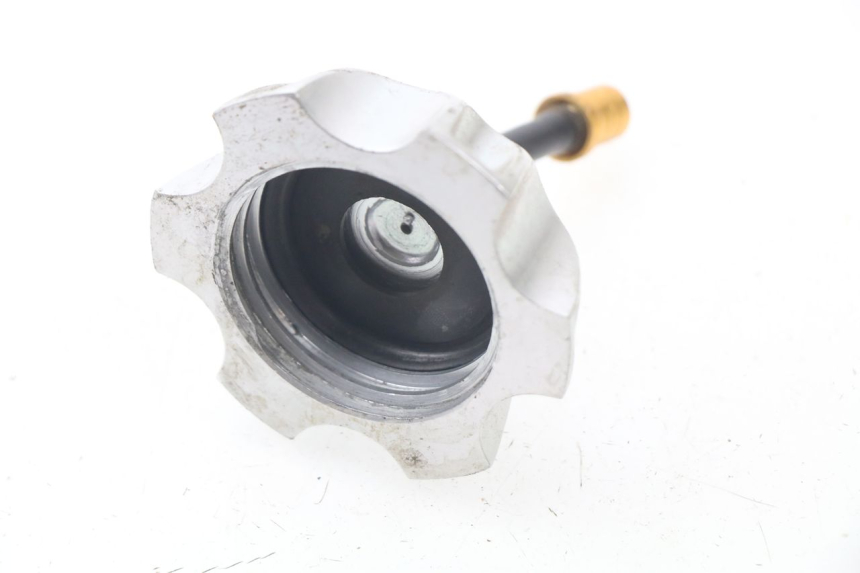 photo de TAPPO SERBATOIO CARBURANTE LIFAN DIRT SKUD 200 - Zoom sullo stato d'uso