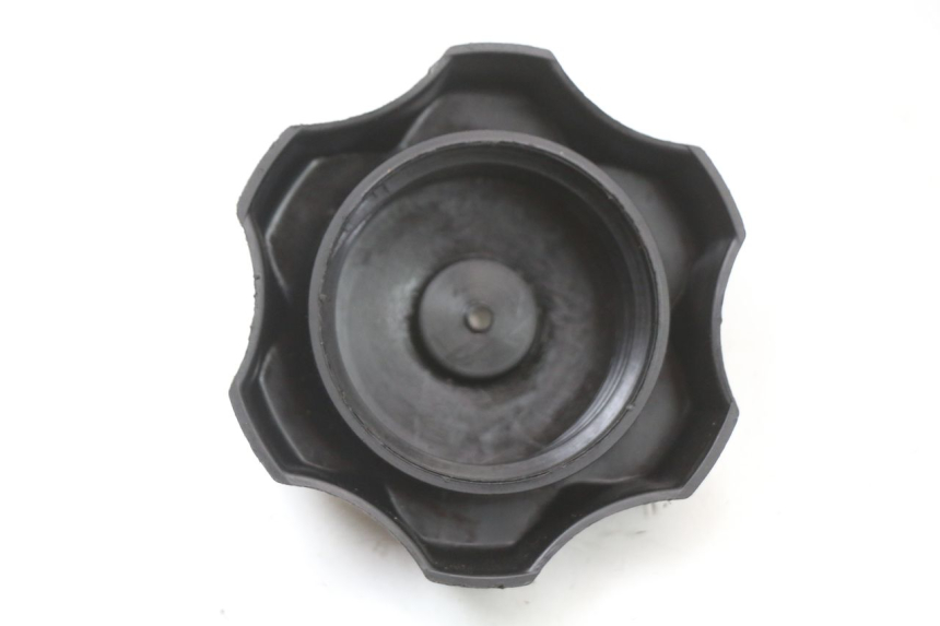 photo de TAPPO SERBATOIO CARBURANTE KSR RACING DRIFT 140 - Zoom sullo stato d'uso