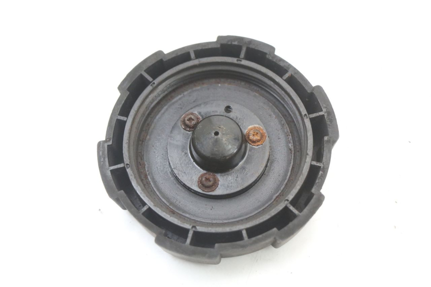 photo de TAPPO SERBATOIO YAMAHA DTLC 125 (1982 - 1987) - Zoom sullo stato d'uso