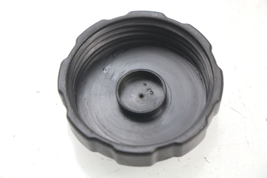 photo de TAPPO SERBATOIO CARBURANTE PEUGEOT ELYSTAR 50 (2002 - 2014) - Dettaglio del componente