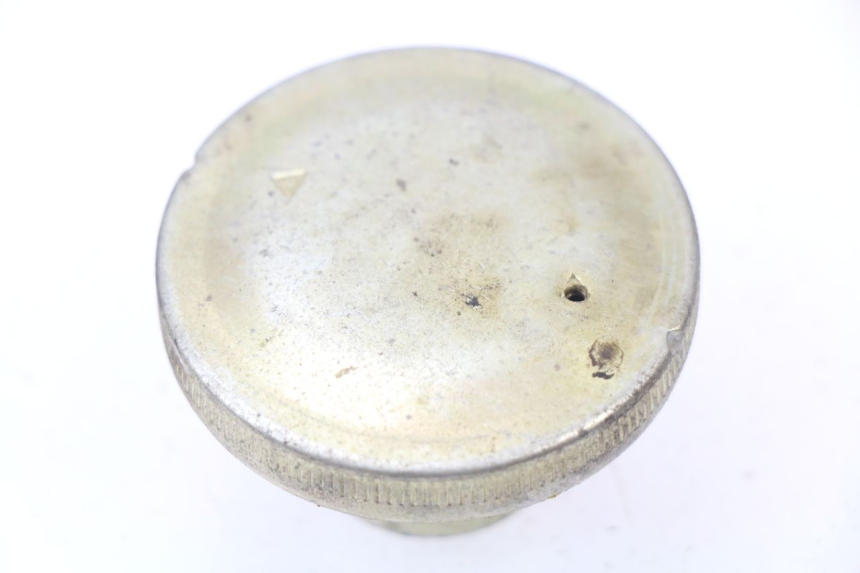 photo de TAPPO SERBATOIO CARBURANTE TNT MOTOR FASTINO 4T 50 (2013 - 2019) - Zoom sullo stato d'uso