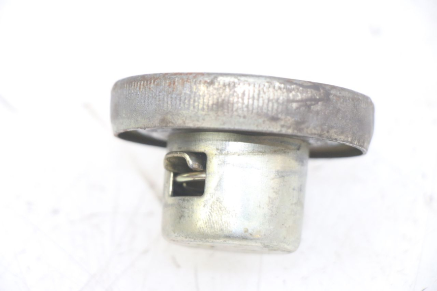 photo de TAPPO SERBATOIO CARBURANTE TNT MOTOR FASTINO 4T 50 (2013 - 2019) - Zoom sullo stato d'uso