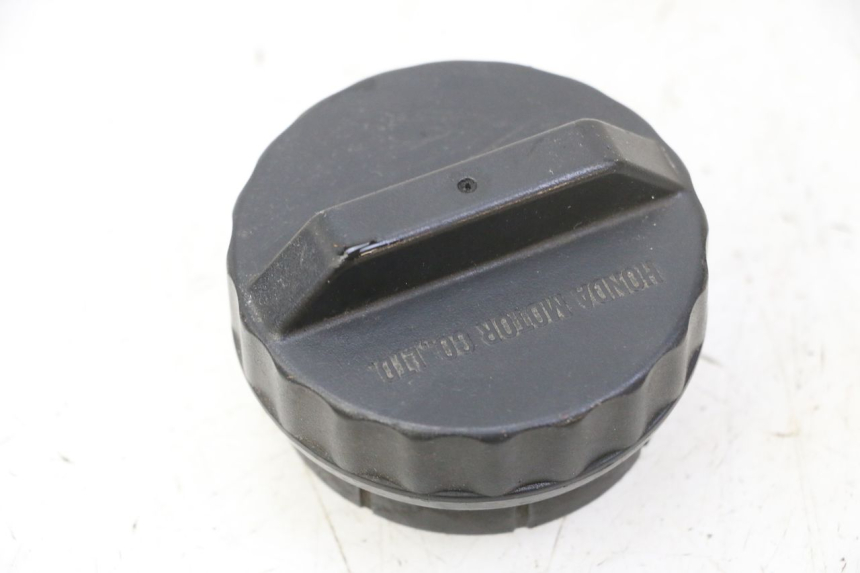 photo de TAPPO SERBATOIO HONDA FES S-WING SWING ABS 125 (2007 - 2015) - Vista principale