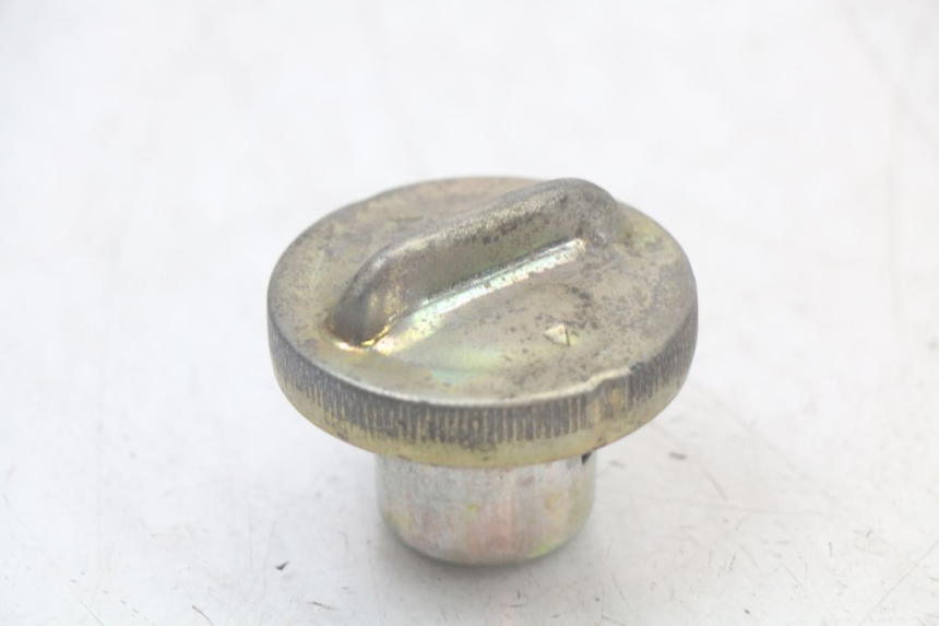 photo de TAPPO SERBATOIO CARBURANTE SYM FIDDLE 2 50 (2008 - 2013) - Vista principale