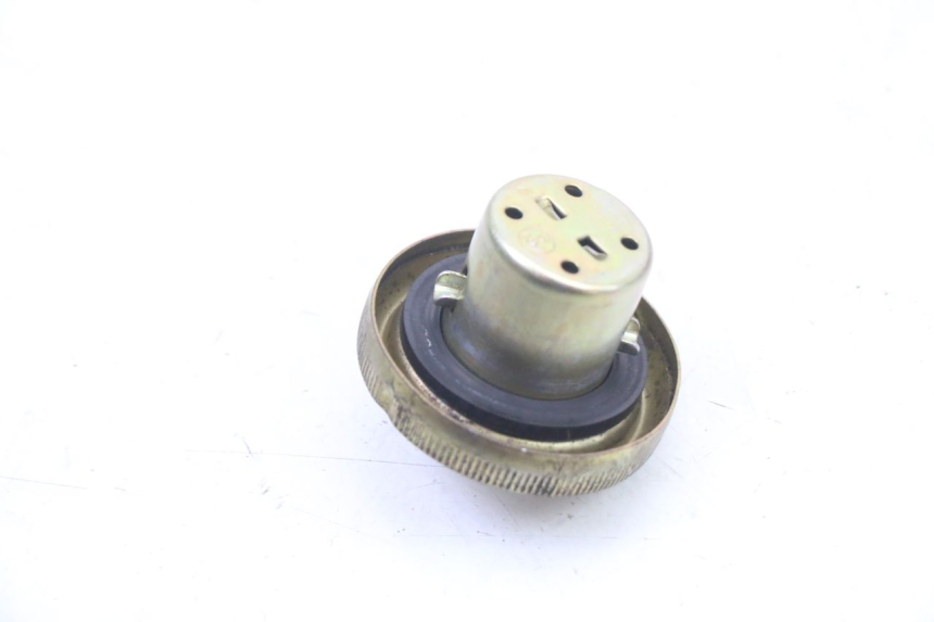 photo de TAPPO SERBATOIO CARBURANTE SYM FIDDLE 2 S 125 (2012 - 2014) - Zoom sullo stato d'uso