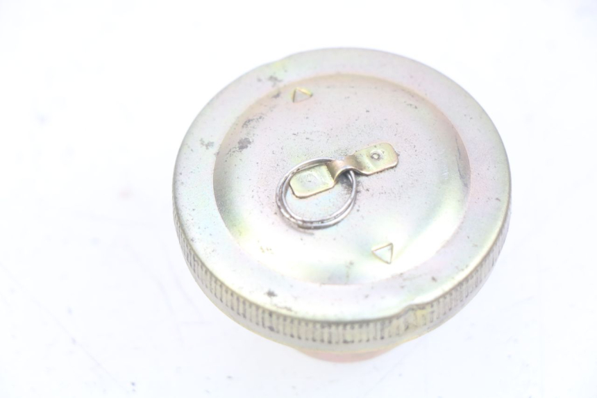 photo de TAPPO SERBATOIO CARBURANTE SYM FIDDLE 3 III 125 (2014 - 2020) - Dettaglio del componente