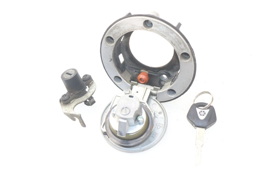 photo de TAPPO SERBATOIO YAMAHA FJR ABS 1300 (2006 - 2012) - Dettaglio del componente