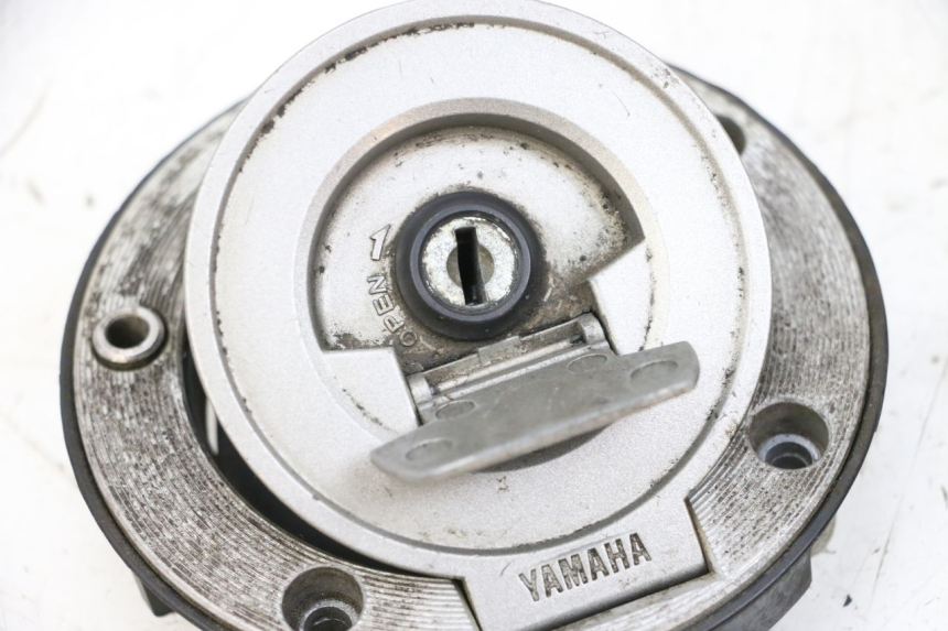 photo de TAPPO SERBATOIO YAMAHA FJR ABS 1300 (2006 - 2012) - Dettaglio del componente