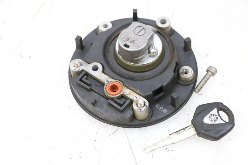 photo de TAPPO SERBATOIO YAMAHA FJR ABS 1300 (2006 - 2012) - Primo piano tecnico