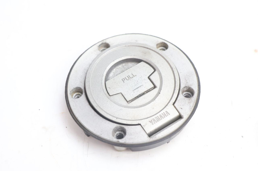 photo de TAPPO SERBATOIO YAMAHA FJR 1300 (2001 - 2005) - Zoom sullo stato d'uso