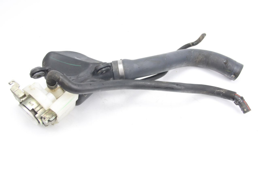 photo de TAPPO SERBATOIO CARBURANTE MBK FLIPPER 115 (2013 - 2017) - Primo piano tecnico