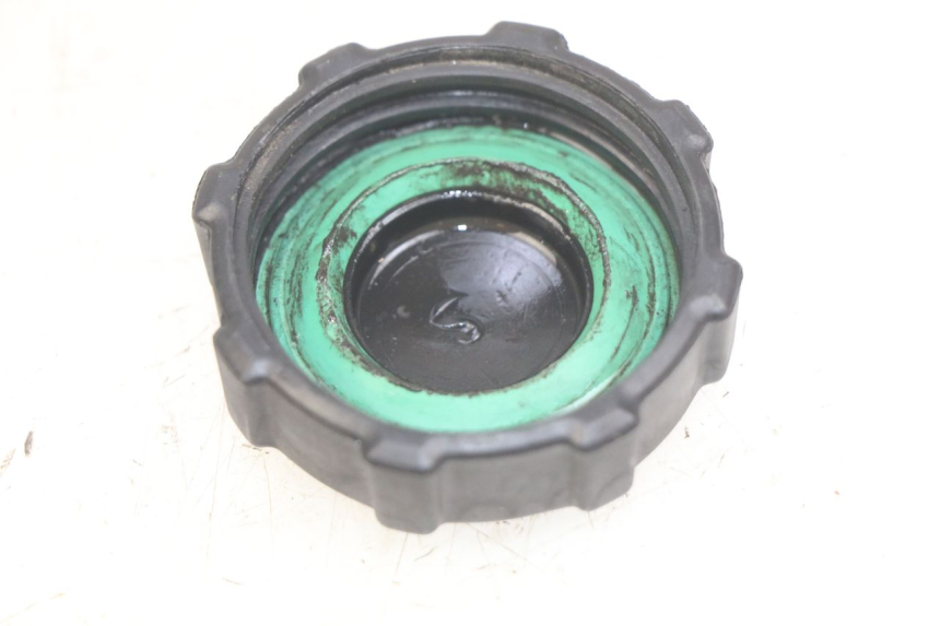 photo de TAPPO SERBATOIO CARBURANTE PIAGGIO FLY 2T 50 (2004 - 2017) - Dettaglio del componente