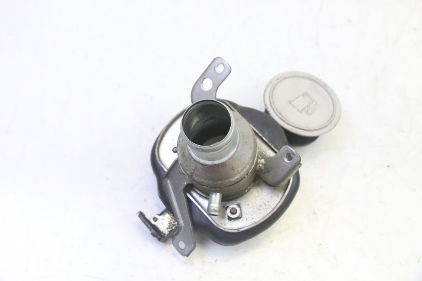 photo de TAPPO SERBATOIO CARBURANTE KYMCO GRAND DINK 125 (2008 - 2014) - Vista d'insieme del prodotto