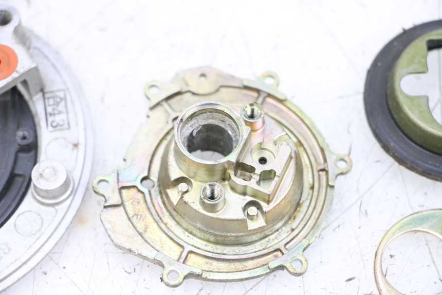 photo de TAPPO SERBATOIO SUZUKI GSXR GSX-R 1000 (2003 - 2004) - Primo piano tecnico