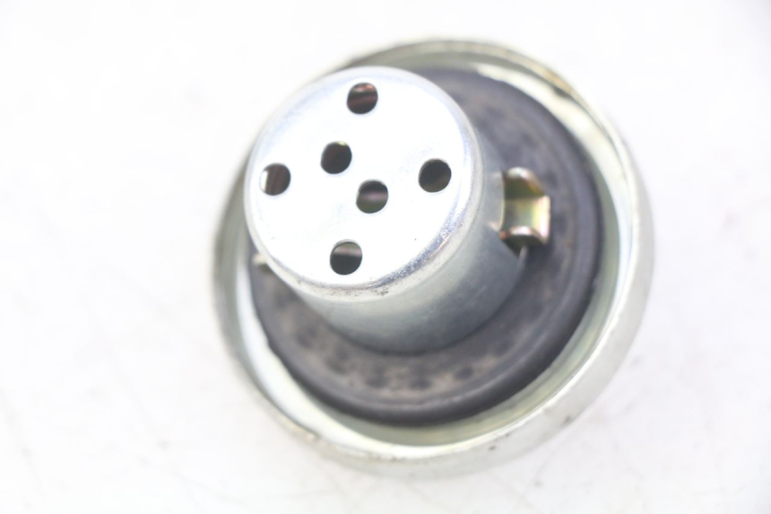 photo de TAPPO SERBATOIO CARBURANTE JM MOTORS GT LINE 4T 50 (2021 - 2023) - Zoom sullo stato d'uso