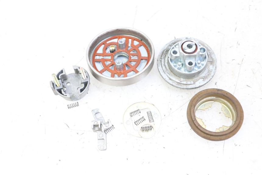 photo de TAPPO SERBATOIO KEEWAY K-LIGHT KLIGHT 125 (2018 - 2025) - Zoom sullo stato d'uso